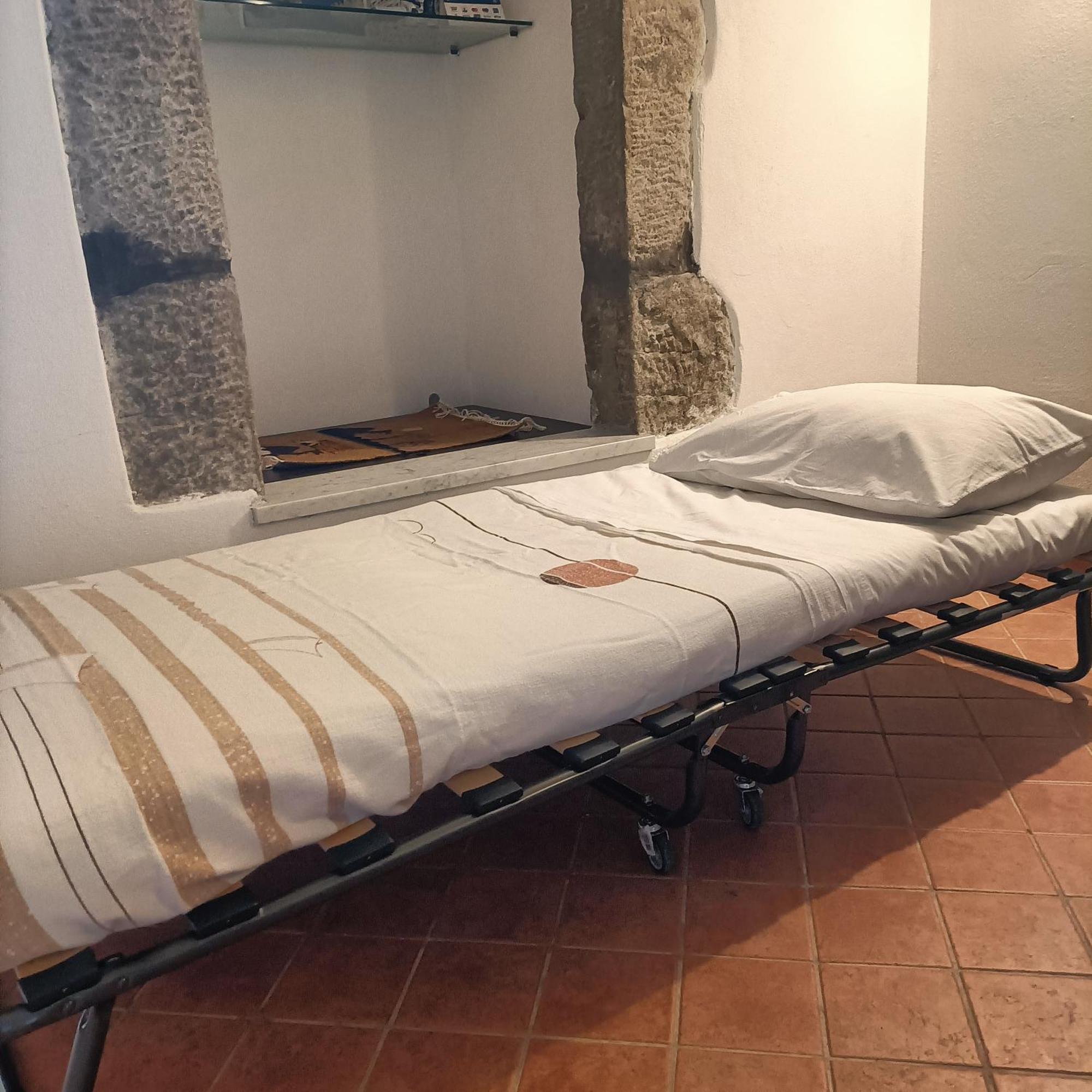 شقة Locazione Turistica La Gesualda كاستيلنوفو ماغرا المظهر الخارجي الصورة